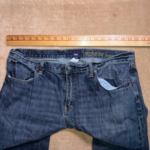 Gap Premium Straight Fit Men 38/32 Denim Blue Dark Wash 5-Pocket Cotton Jean (B) - Picture 4 of 7